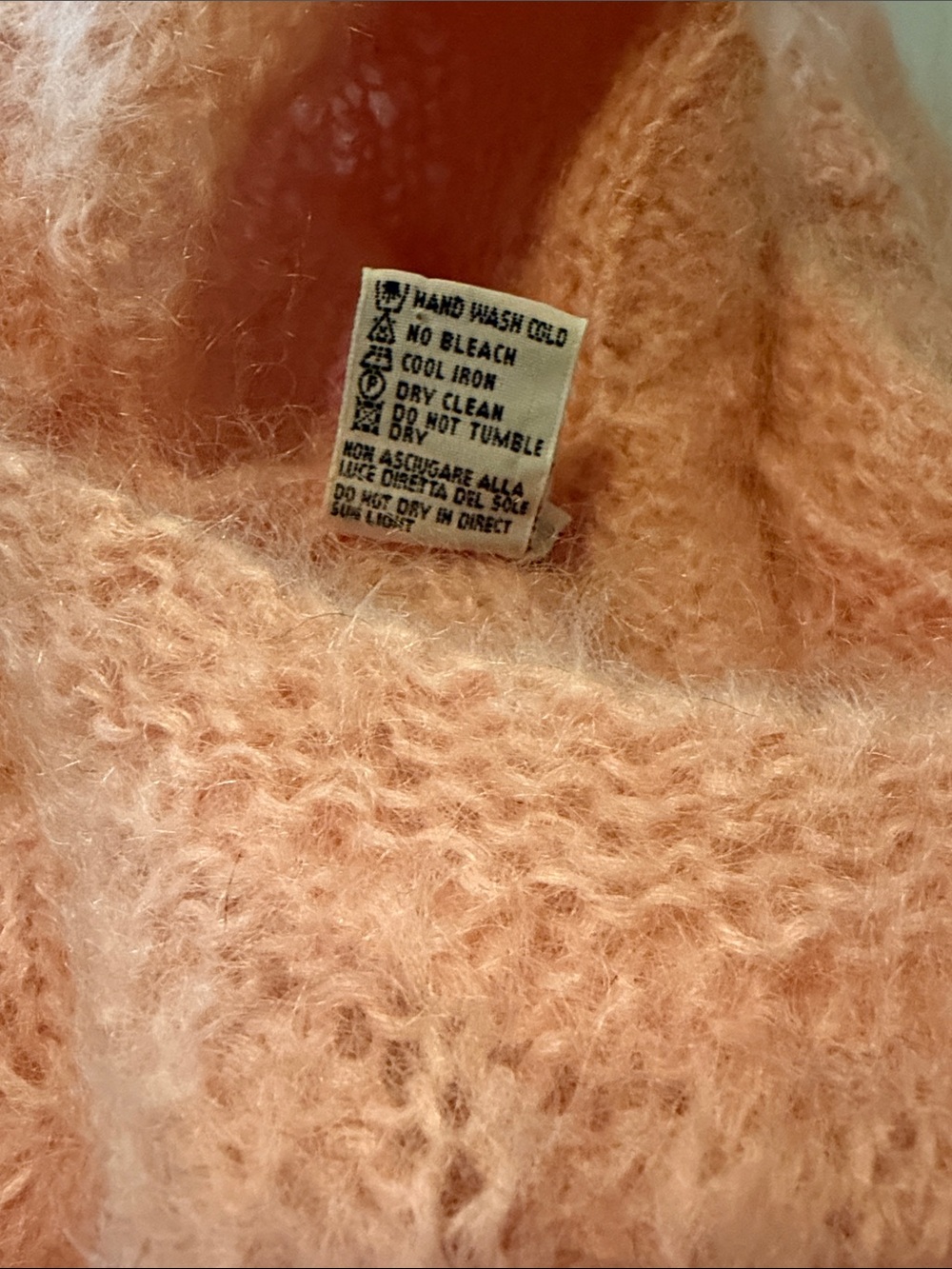 United Colors of Benetton Peach-Pink Cable Knit Button Cardigan - size 50 - Picture 4 of 9